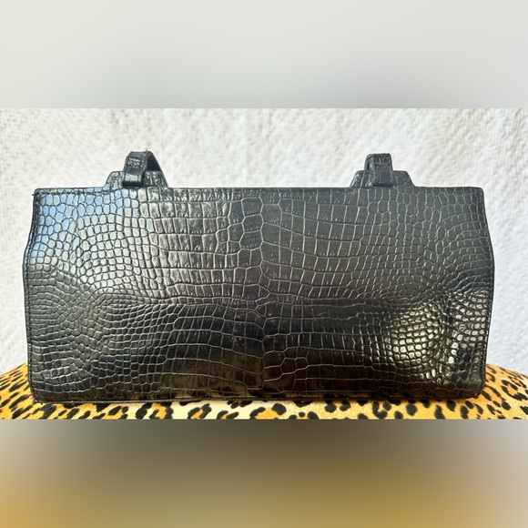 Vintage Cole Haan Alligator Baguette - Picture 4 of 11